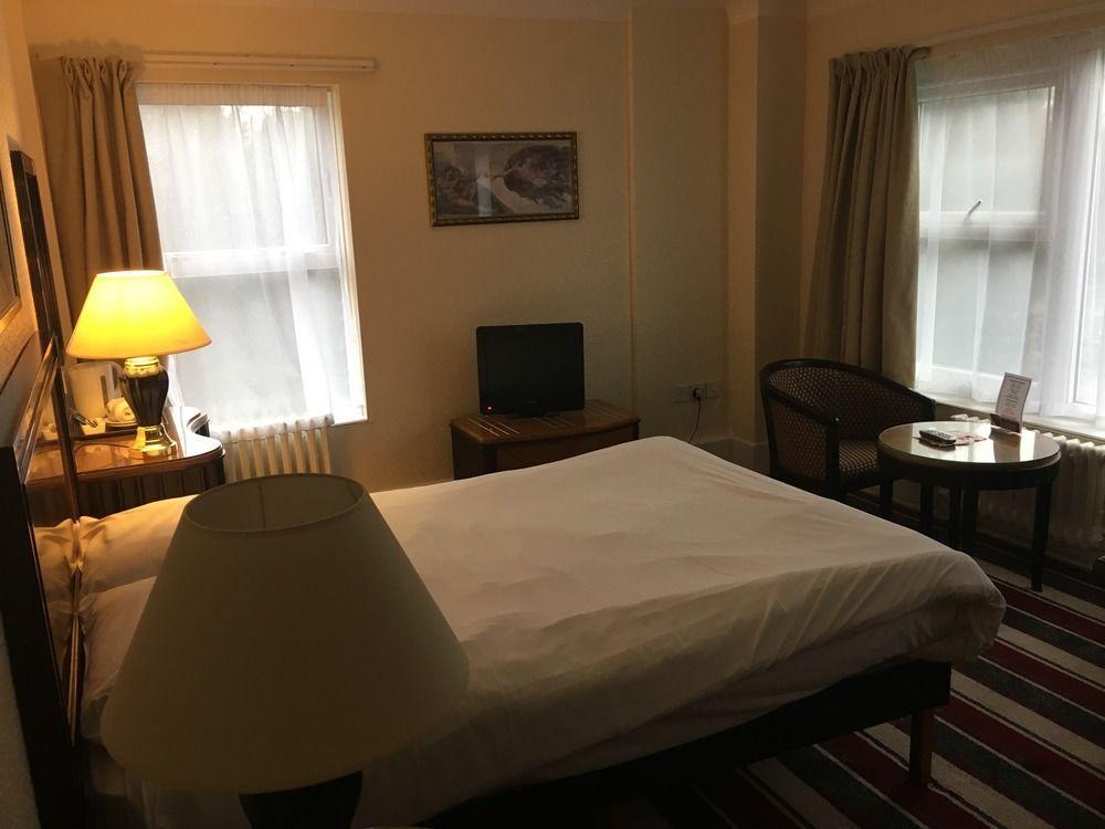 Britannia Bournemouth Hotel Bagian luar foto