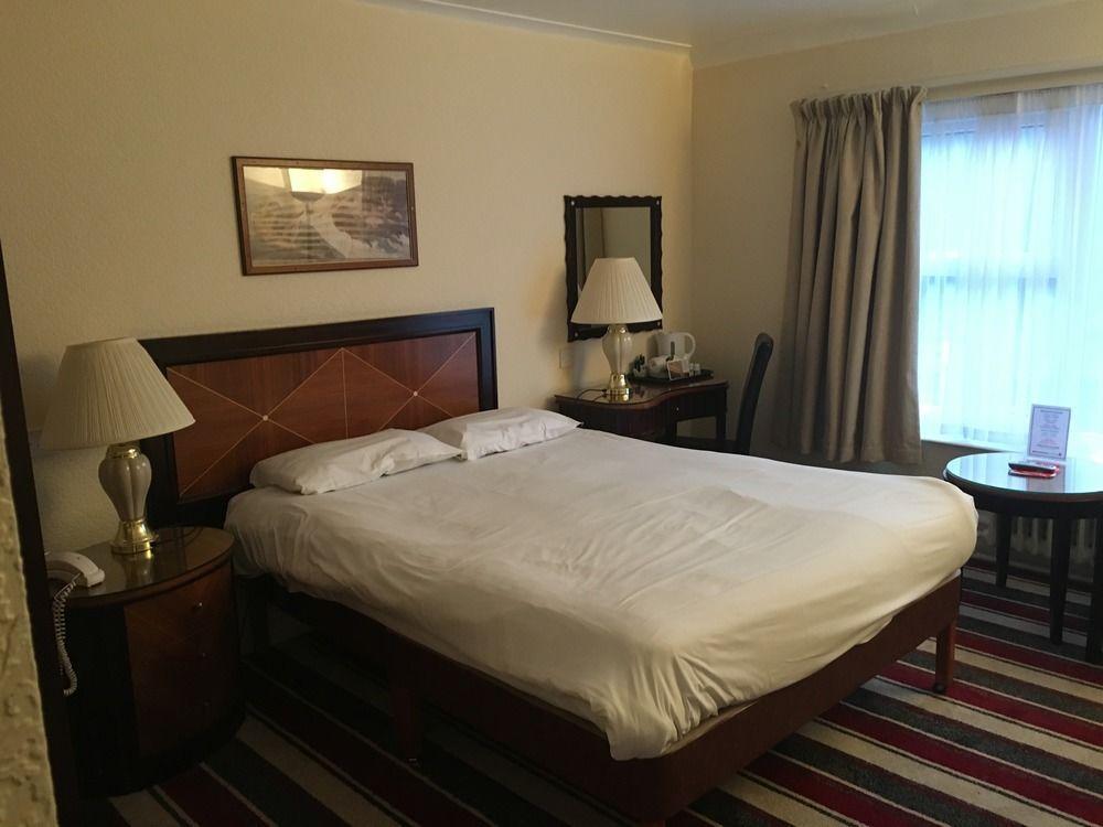 Britannia Bournemouth Hotel Bagian luar foto