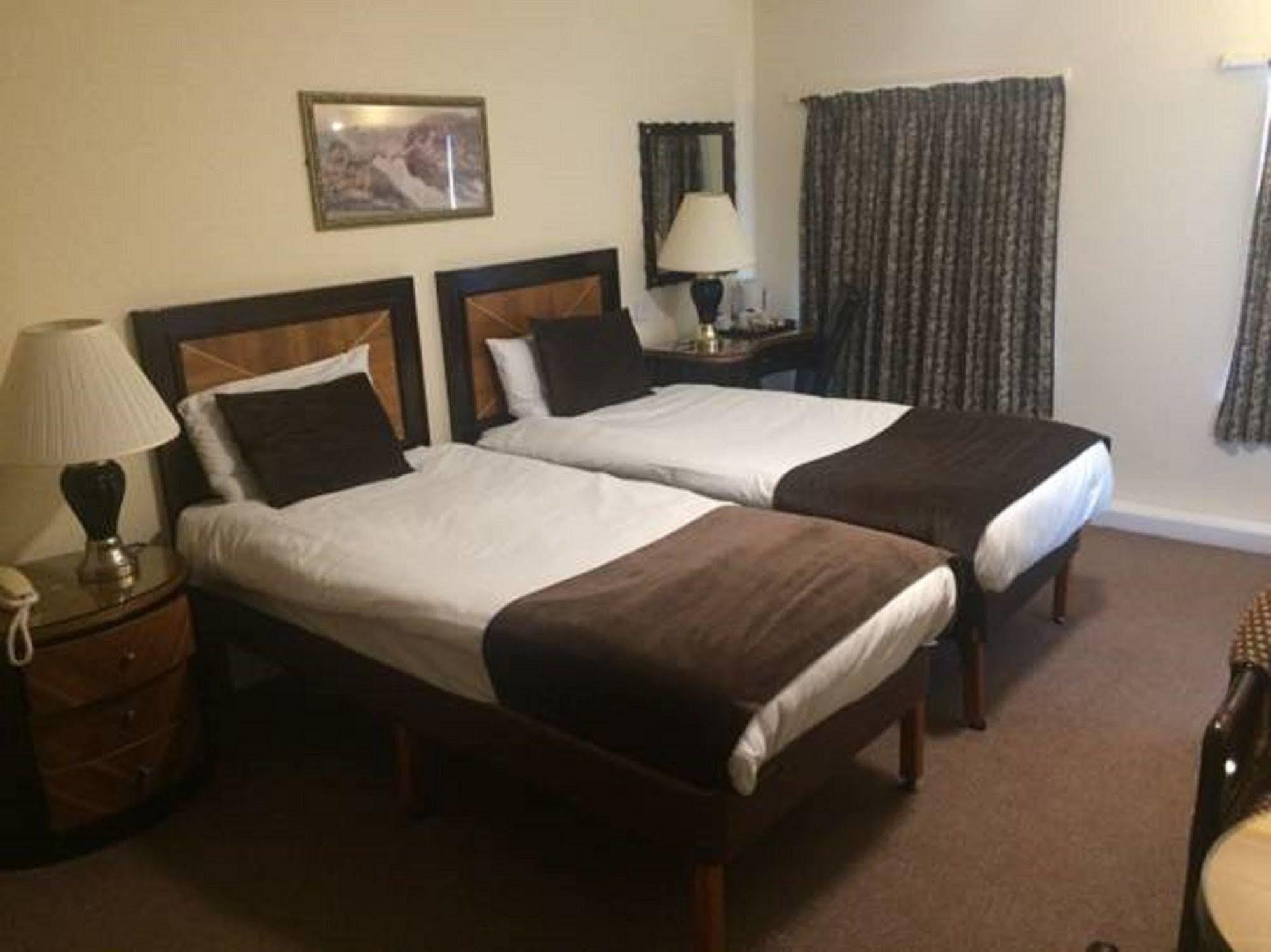 Britannia Bournemouth Hotel Bagian luar foto